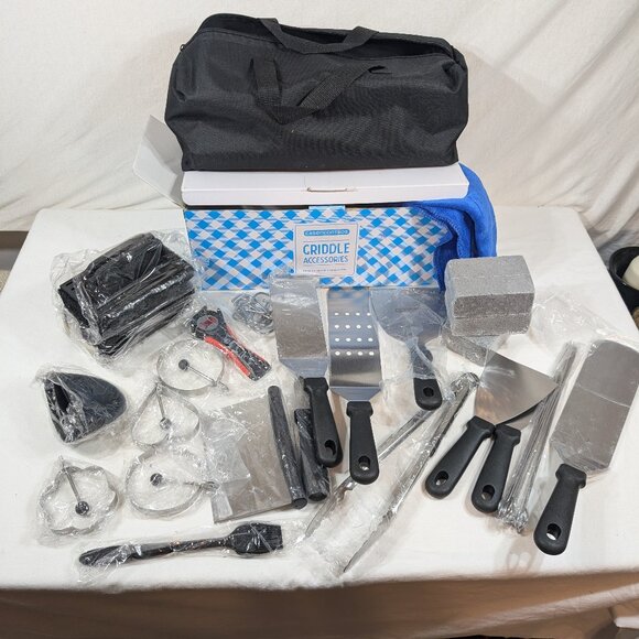 NEW Griddle Cleaning & Cooking Set 44 PC - Picture 1 of 4